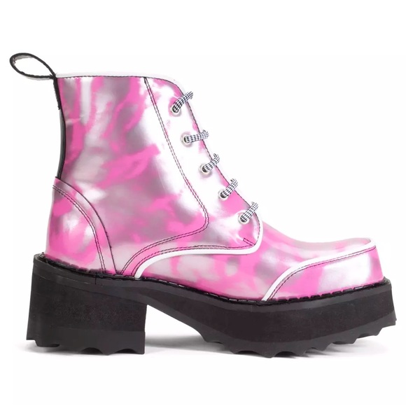 Booties- NWT - Metallic Silver Pink Booties - Inspired by the vintage M6… - Picture 10 of 14